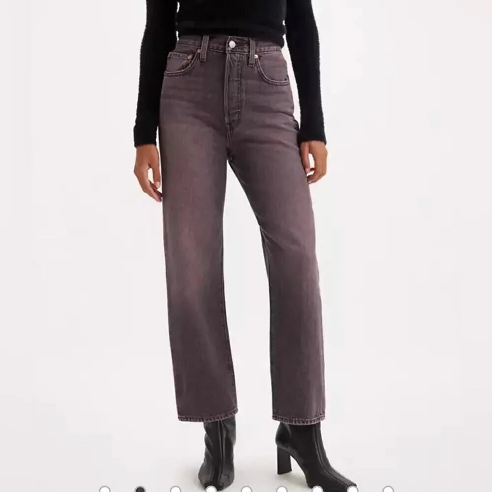 Levi’s Women’s Sz 24 Ribcage Ankle Straight Jeans in Tinted Sky Black